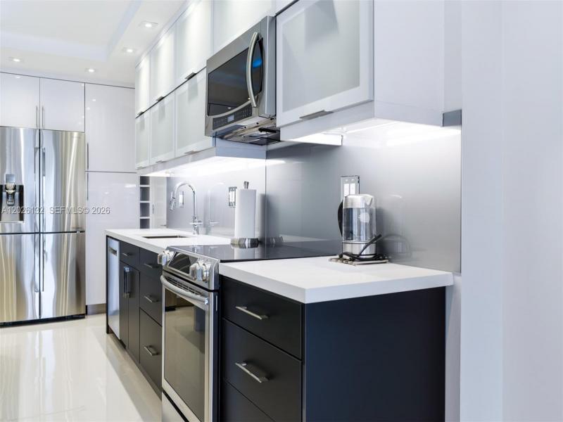 Condo for sale at The Hemispheres 9N