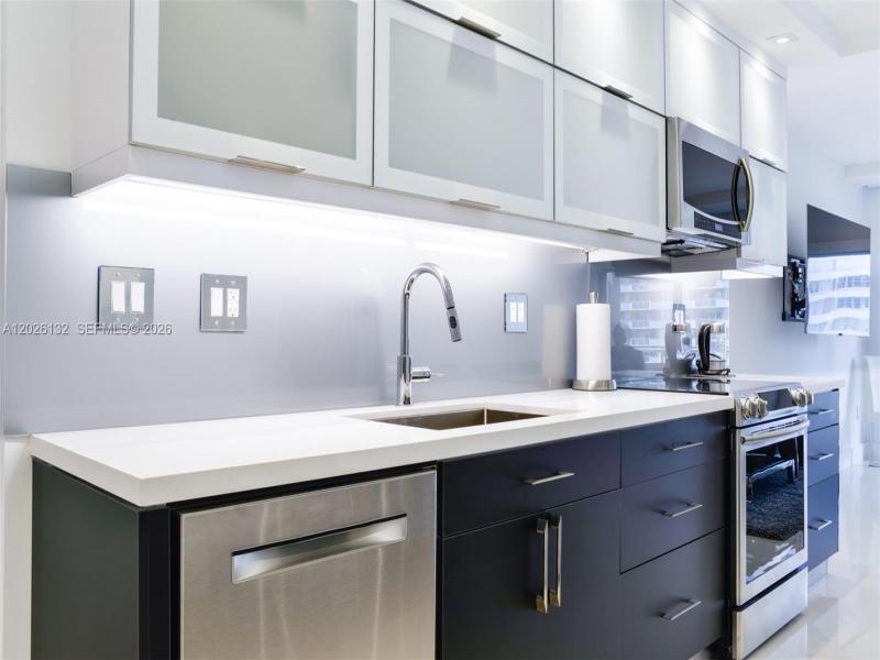 Condo for sale at The Hemispheres 9N