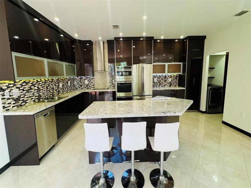 Property photo # 2
