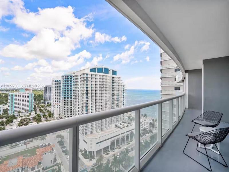 Condo for sale at W Residences Ft Lauderdale 1205