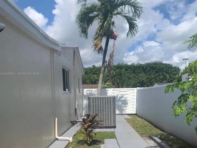 Property photo # 0