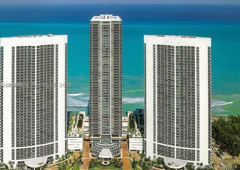 Beach Club Three Apt #2301