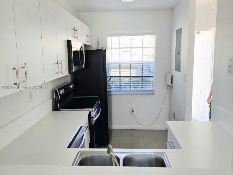 Property photo # 4