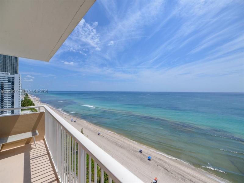 Condo for sale at The Hemispheres 15P