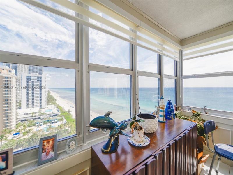 Condo for sale at The Hemispheres 15P