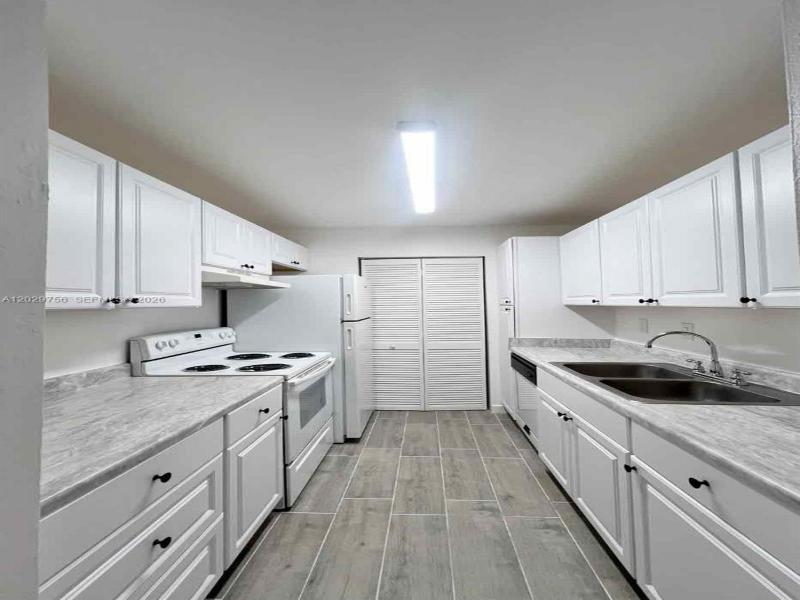 Property photo # 4