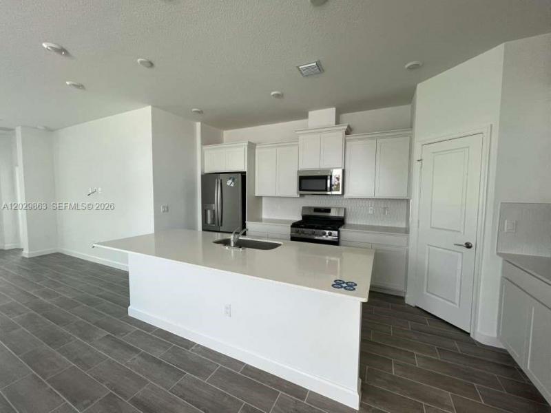 Property photo # 5