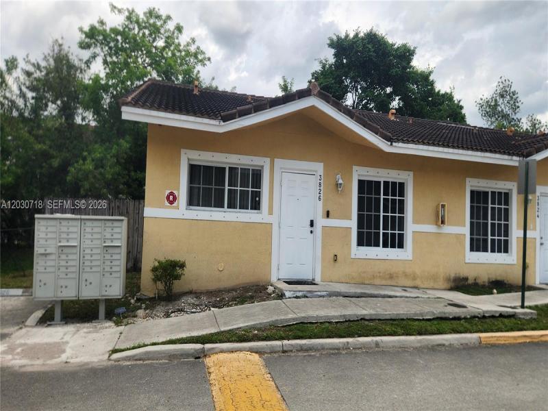 Property photo # 0