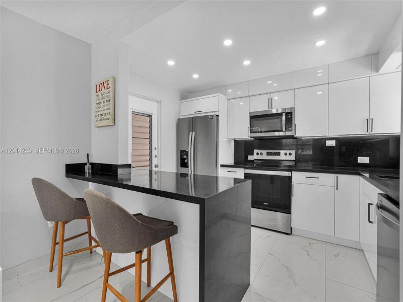 Property photo # 2