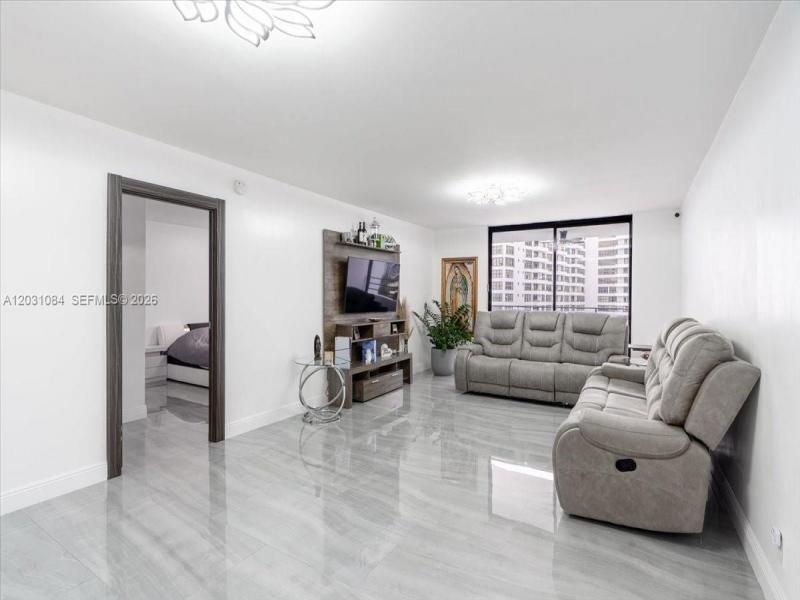 Condo for sale at Olympus Towers 1413