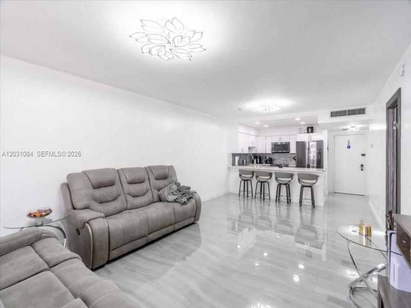Condo for sale at Olympus Towers 1413
