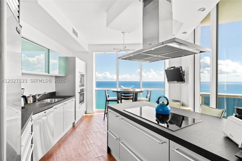 Alquiler de apartamento en Trump Royale 4209