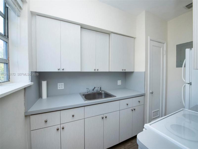 Property photo # 9