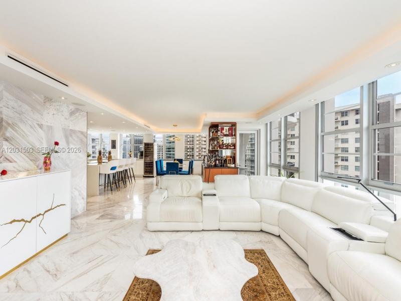 Comprar apartamento en Fifty Six Sixty 14C