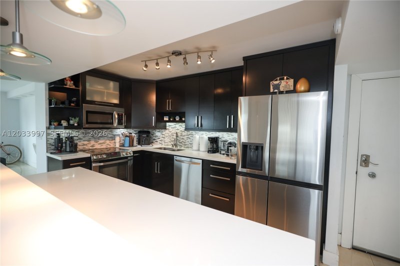 Burleigh House Apt #735