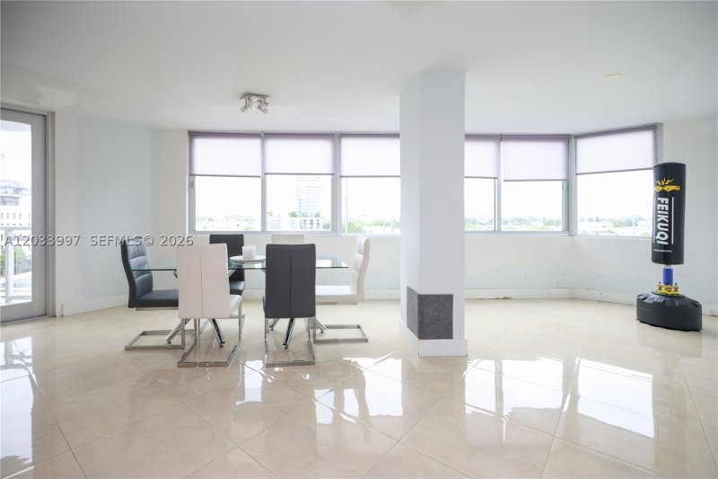 Comprar apartamento en Burleigh House 735