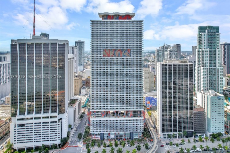Apartment for rent at 50 Biscayne 3802
