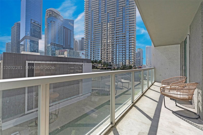 500 Brickell West Tower Apt #1208