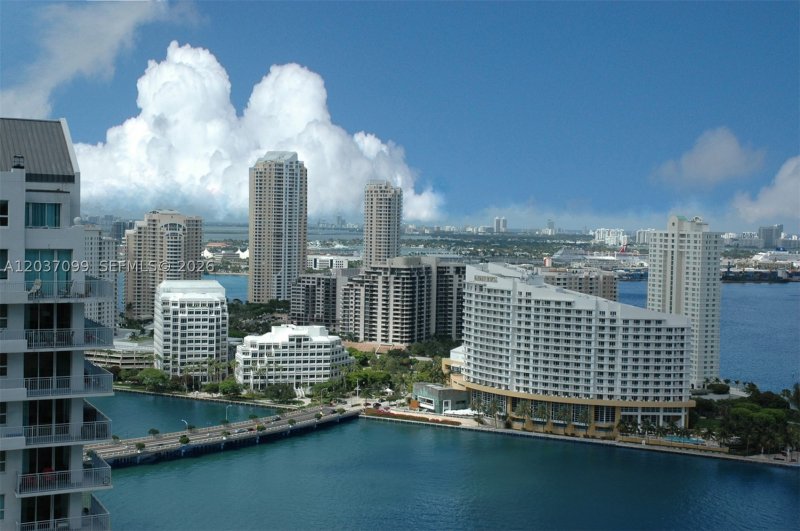Apartment for rent at Brickell Key Two 1513
