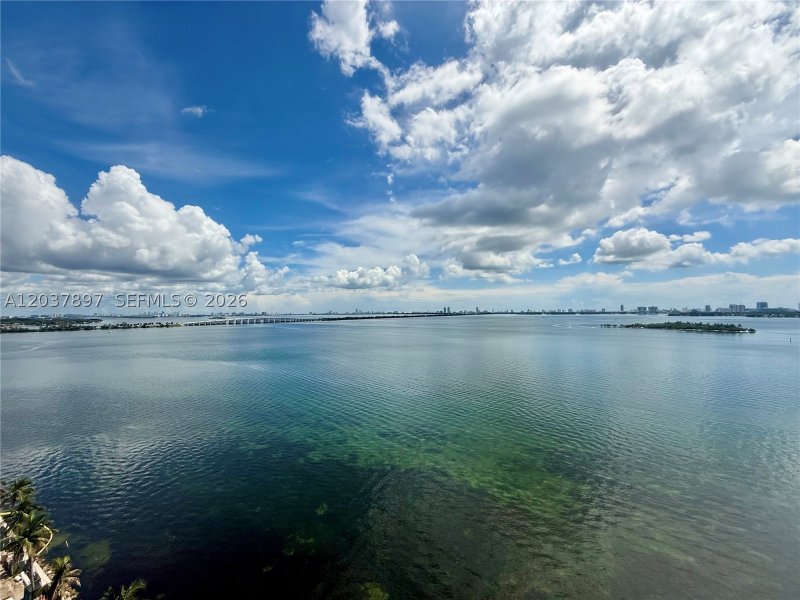 Apartment for rent at Aria Reserve Miami 1002