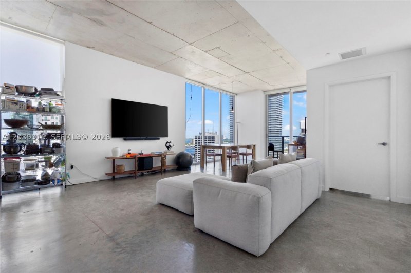 Centro Condo Apt #3102