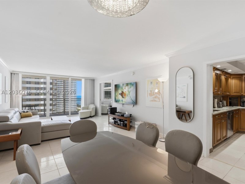 Condo for sale at Parker Plaza Estates 1123