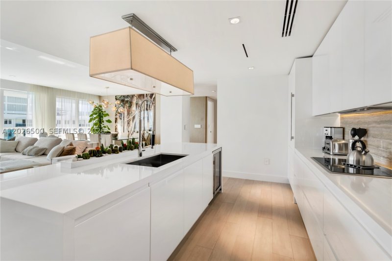 Apartment for rent at 1 Hotel & Homes South Beach PH-1706