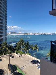 Brickell Key Two Apt #828