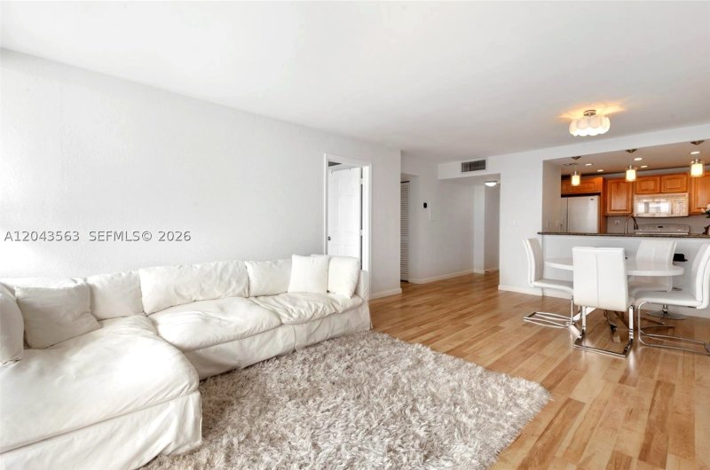 Alquiler de apartamento en Charter Club Condos 1717