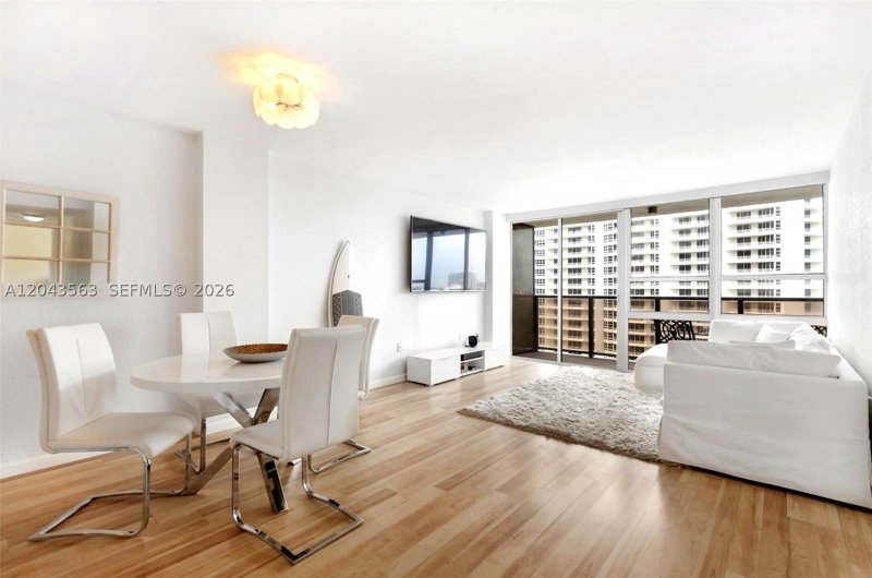 Property photo # 0