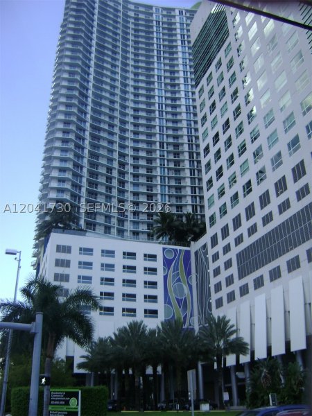 Aluguel de apartamento no Latitude On The River 2104
