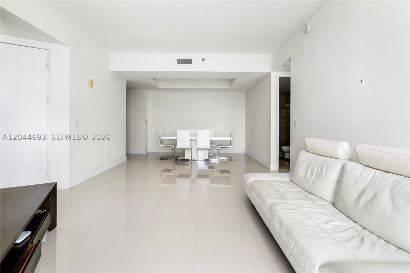 Alquiler de apartamento en Trump Tower One 2605