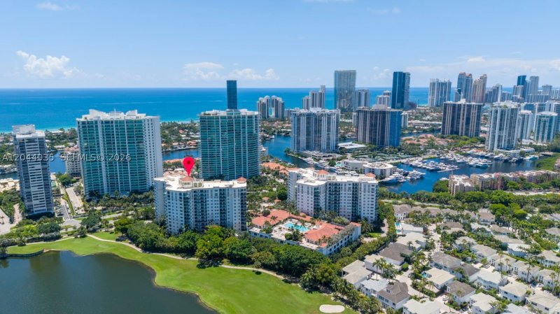Turnberry Village Apt #108