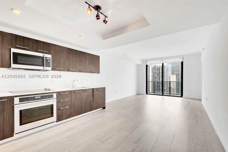Aluguel de apartamento no Brickell Heights West 3104