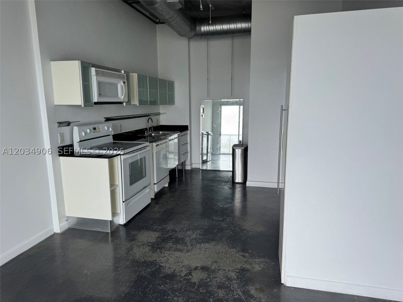 Condo for sale at Neo Lofts 812