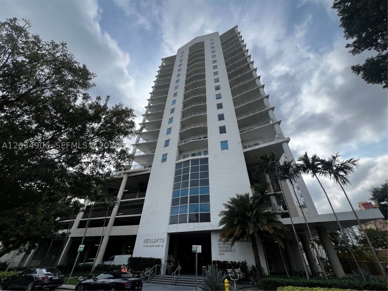 Condo for sale at Neo Lofts 812