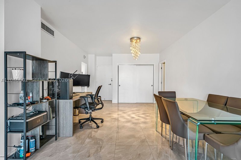 Condo for sale at Arlen House 1709