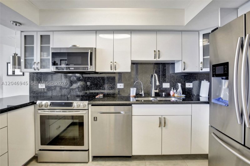 Apartment for rent at Waterview 2147
