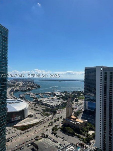 Apartment for rent at Paramount Miami WorldCenter 3705