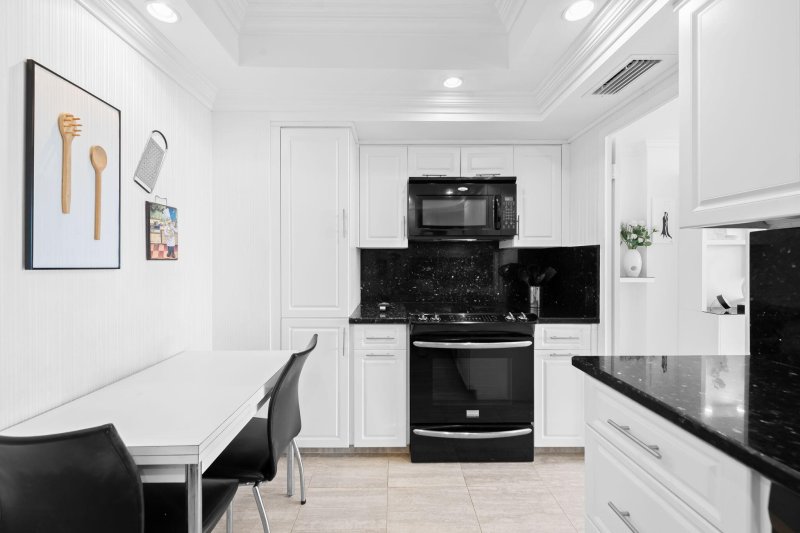 Condo for sale at Coral Ridge Towers South 1414