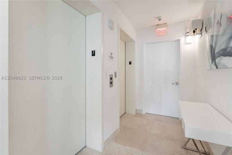 Apartment for rent at Continuum II North 701