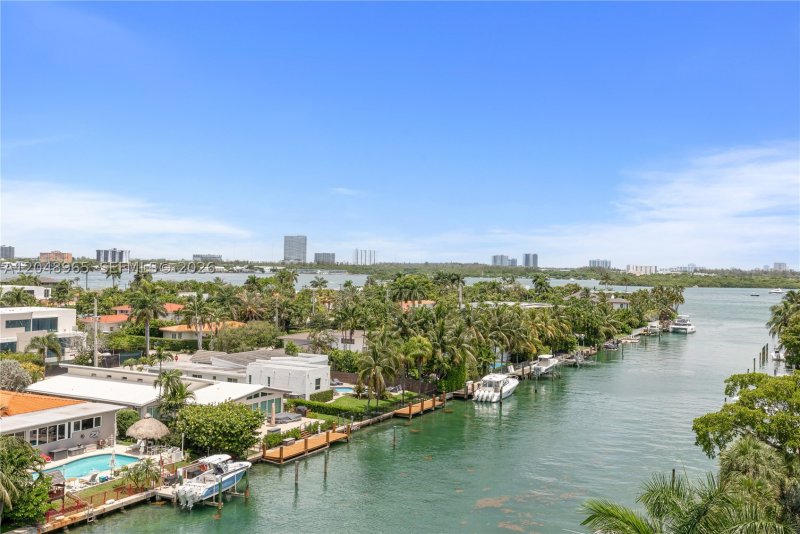 Condo for sale at Kai at Bay Harbor 7G-S
