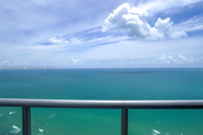 Condo for sale at Jade Ocean 4208