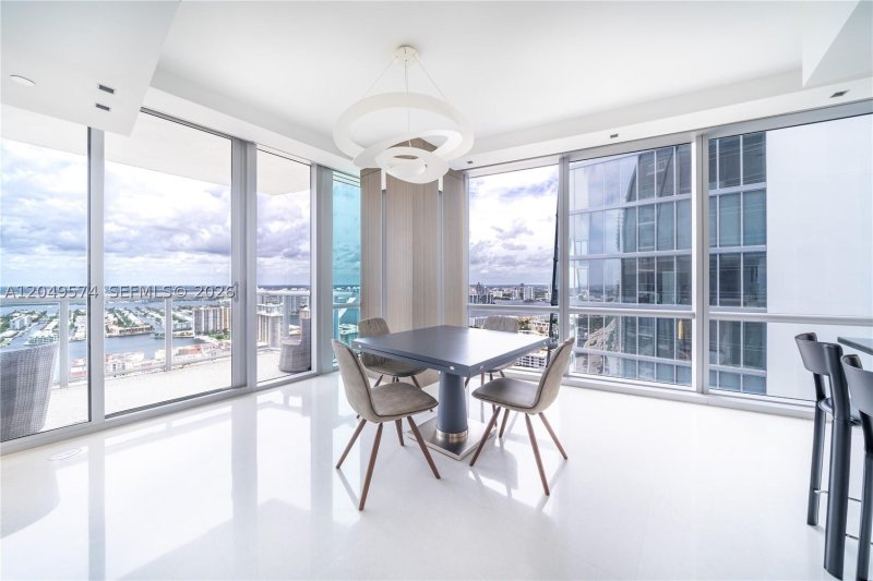 Condo for sale at Jade Ocean 4208