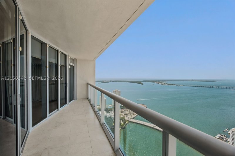 Condo for sale at Icon Brickell Tower II 5309