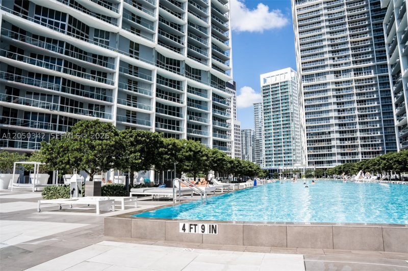 Condo for sale at Icon Brickell Tower II 5309