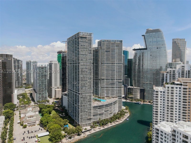Condo for sale at Icon Brickell Tower II 5309