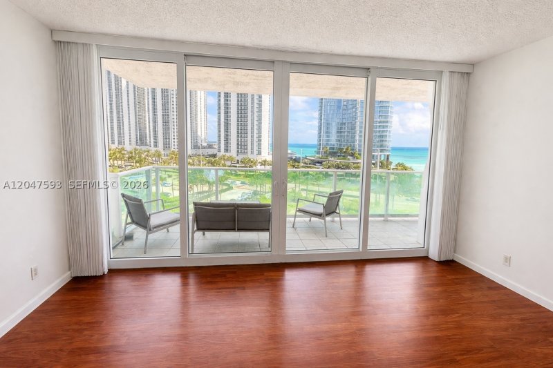 Apartment for rent at Arlen House 911