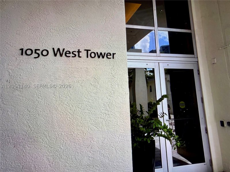 Apartment for rent at Avenue on Brickell 1050 Tower 2018