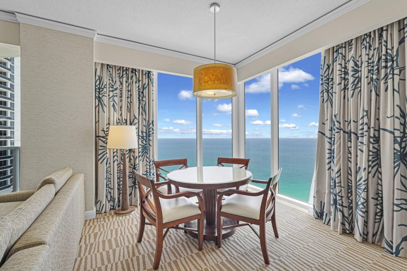 Comprar apartamento no Trump International Sonesta Beach Resort 2609